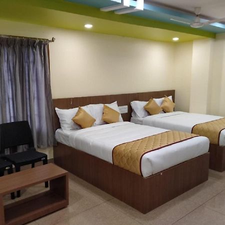 Sau Residency Hotel Kanchipuram Exterior foto