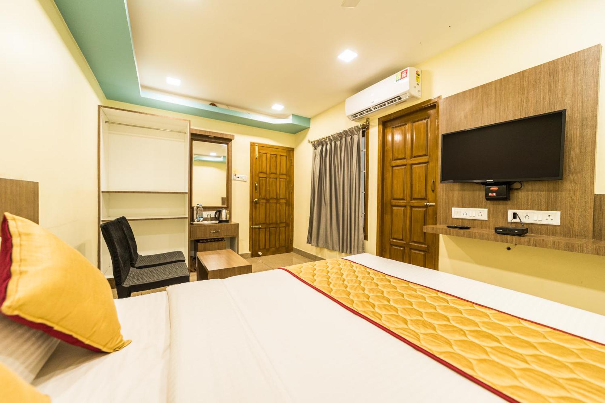 Sau Residency Hotel Kanchipuram Exterior foto